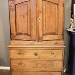 919 9584 CUPBOARD